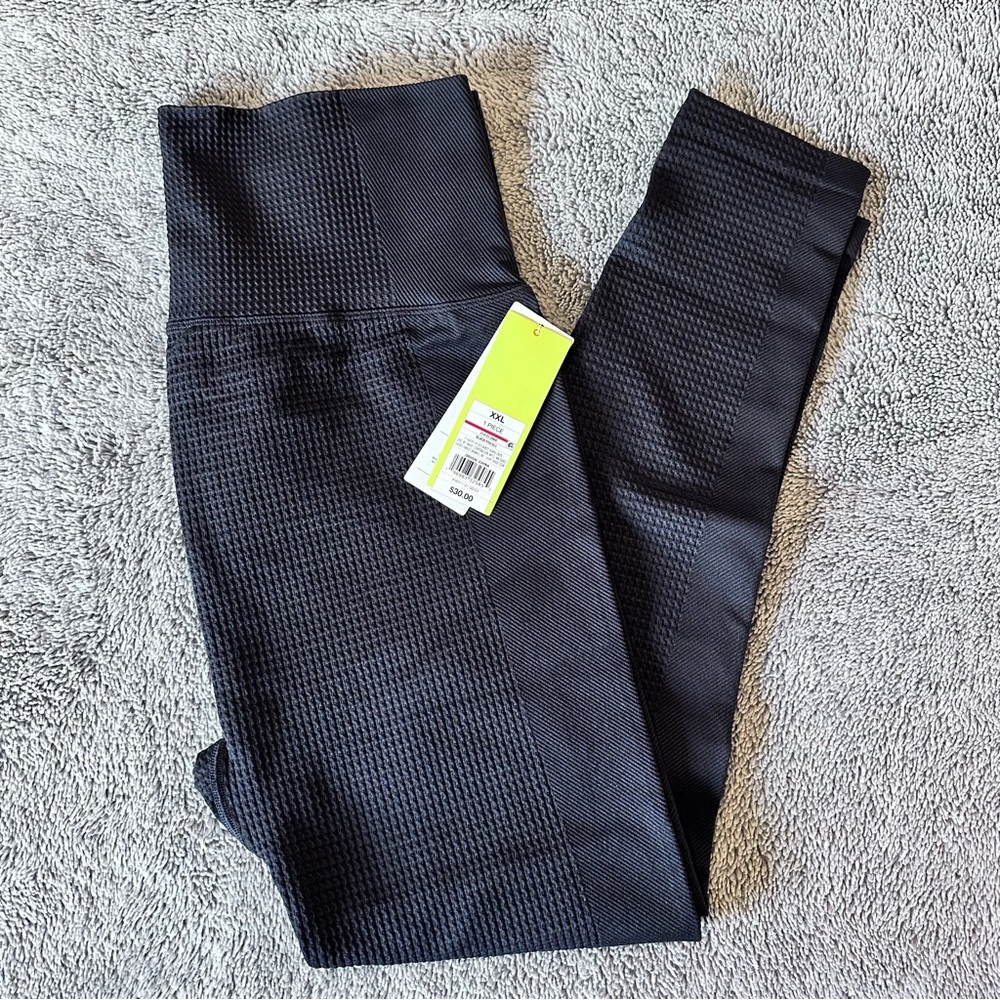 NWT! Women's Ultra High-Rise Seamless Waffle Leggings 26" - All in Motion - xxl